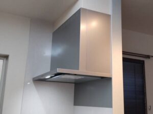 埼玉のキッチン取付け隊　ヤマハサイクロンフードの取替　施工後